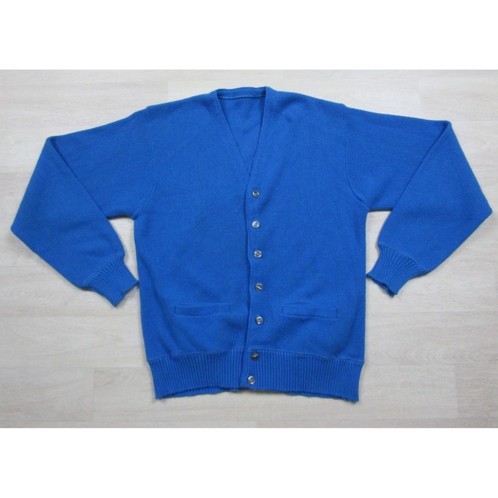 True Vintage 1960s Cardigan Sweater Men's (S) Preppy Academia Pockets Blue